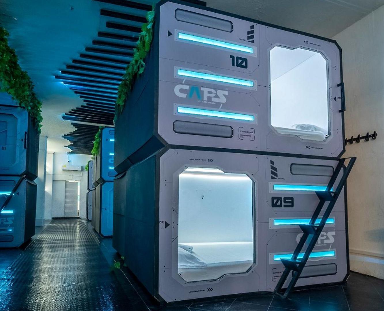 Capsule hotel Capsca *